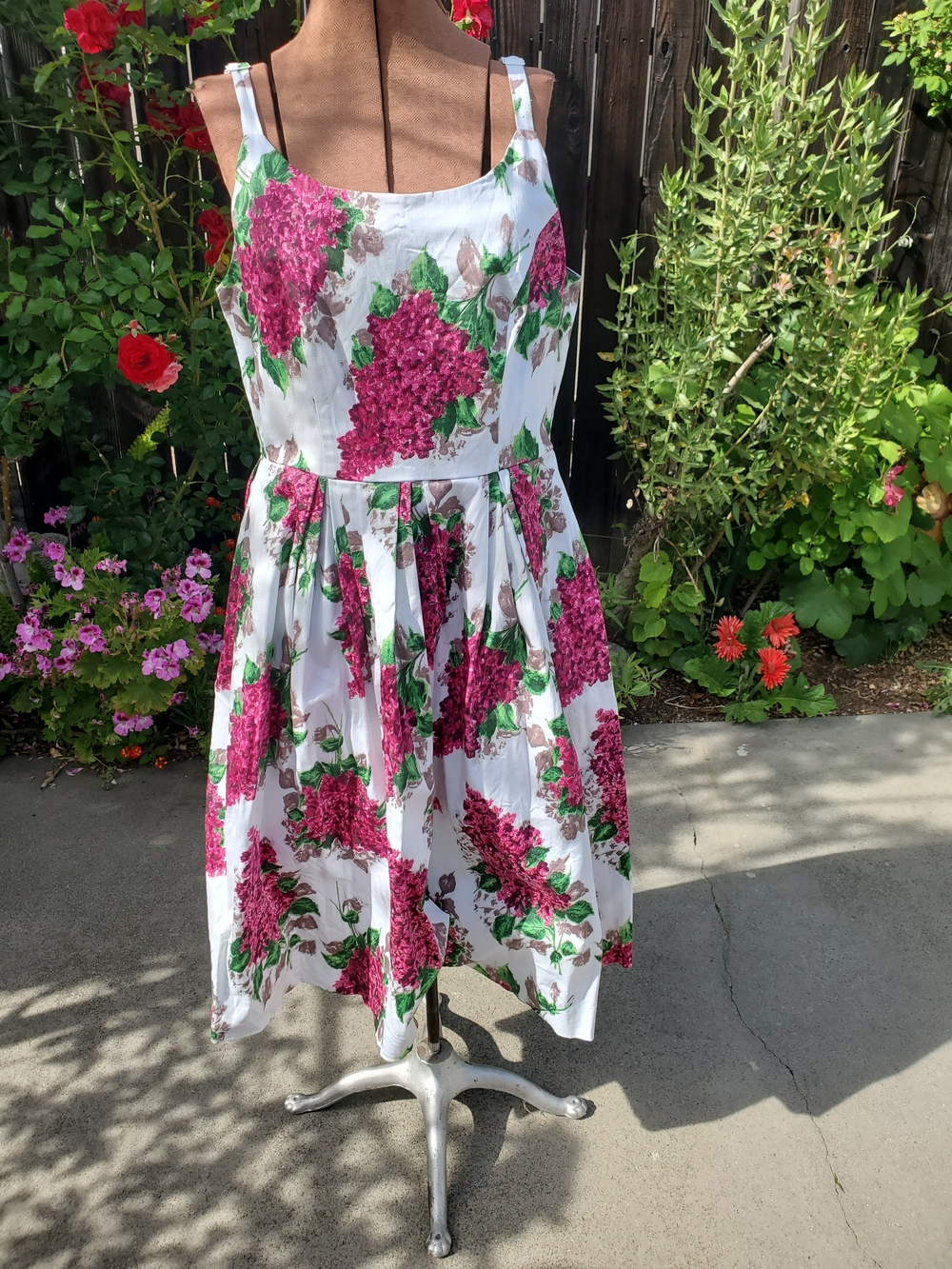 RetroSpec'd Floral Fit-and-Flare Dress in White and Pink